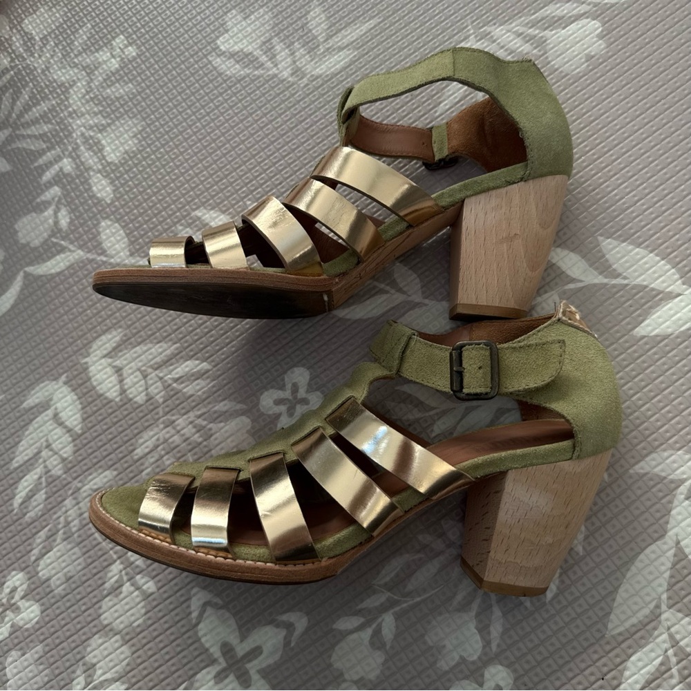 Kupuri Olive Green and Gold Women's Sandals